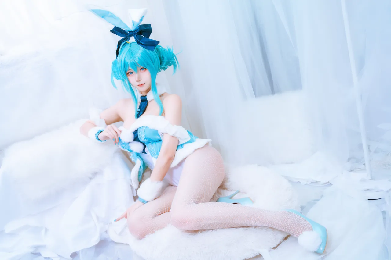 Seya-狮砸 初音白兔女郎-erohere9.webp